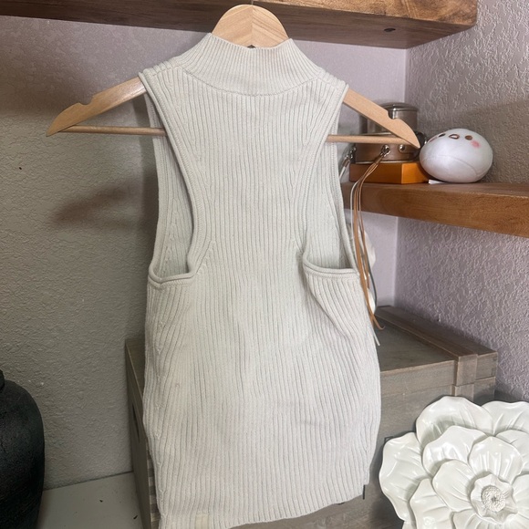 Lululemon Ribbed Wool Silk Blend Knit Tank • Cream • Sz M - Picture 5 of 7